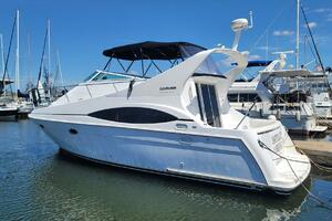 Satellite Office 35ft Carver Yacht For Sale