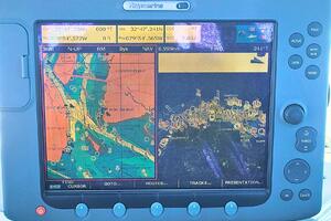 Satellite Office 35ft Carver Yacht For Sale
