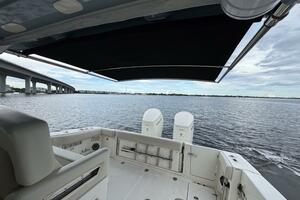 38FT (11.58M) BOSTON WHALER Worth Avenue Yachts
