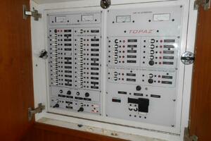 Beer Money 32ft Topaz Yacht For Sale