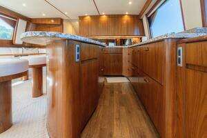 2017 Viking 62 Convertible thumbnail 14