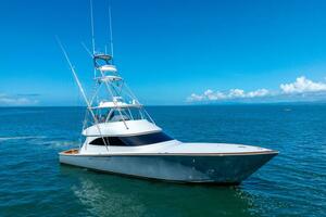 2017 62 Viking Convertible - Offensive
