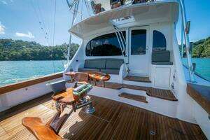 2017 Viking 62 Convertible thumbnail 30
