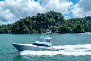 2017 Viking 62 Convertible thumbnail 75