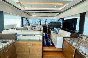 2017 Tiara Yachts 53 Coupe thumbnail 26
