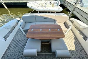 53FT (16.15M) TIARA YACHTS