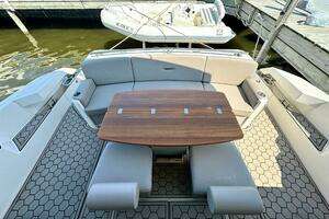 2017 Tiara Yachts 53 Coupe thumbnail 9