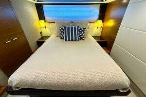 2017 Tiara Yachts 53 Coupe thumbnail 46