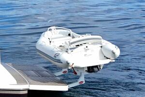 53FT (16.15M) TIARA YACHTS
