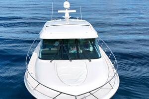 53FT (16.15M) TIARA YACHTS