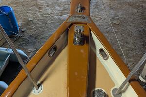 Black Magic 25ft Custom Craft Yacht For Sale