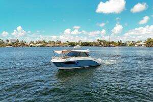Lady Iryna 2022 Sea Ray 320 Sundancer OB Yacht For Sale in Hollywood FL