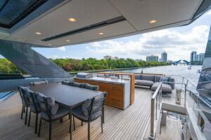 Flybridge