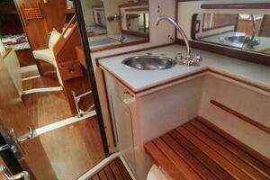 1987 Hunter 37 Legend thumbnail 35