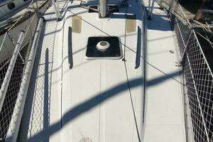 1987 Hunter 37 Legend thumbnail 19