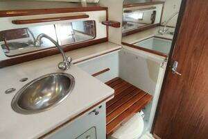 1987 Hunter 37 Legend thumbnail 36