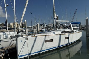 Romance 38ft Beneteau Yacht For Sale