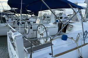 Romance 38ft Beneteau Yacht For Sale