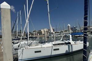 Romance 38ft Beneteau Yacht For Sale