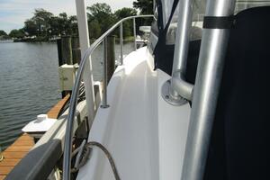 C Cab 31ft Boston Whaler Yacht For Sale
