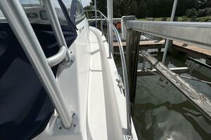 C Cab 31ft Boston Whaler Yacht For Sale