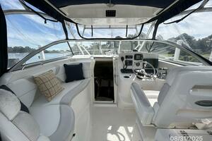 C Cab 31ft Boston Whaler Yacht For Sale