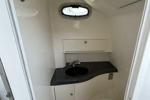 C Cab 31ft Boston Whaler Yacht For Sale