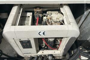 C Cab 31ft Boston Whaler Yacht For Sale