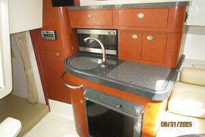 C Cab 31ft Boston Whaler Yacht For Sale