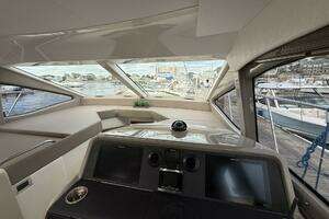 2018 Sea Ray 460 Sundancer thumbnail 11