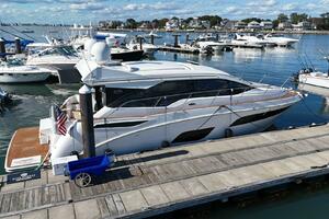 46FT (14.02M) SEA RAY