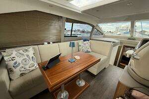 2018 Sea Ray 460 Sundancer thumbnail 7