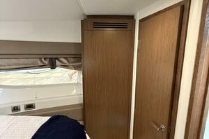46FT (14.02M) SEA RAY