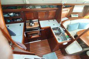 2004 Beneteau 393 thumbnail 17