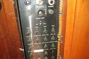 40' Nauticat electrical panel