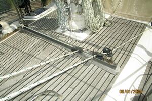 40' Nauticat forward traveler