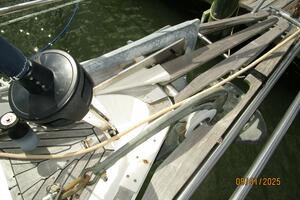 40' Nauticat anchors
