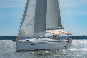 Balandra 43ft Jeanneau Yacht For Sale