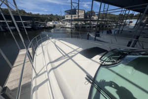 51FT (15.54M) SEA RAY