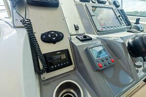 Bay Burns 39ft Cruisers Yachts Yacht For Sale
