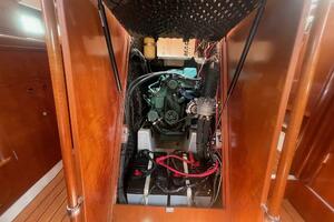 At Last 43ft Beneteau Yacht For Sale