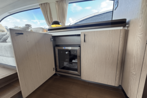 53FT (16.15M) AZIMUT