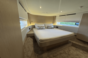 53FT (16.15M) AZIMUT