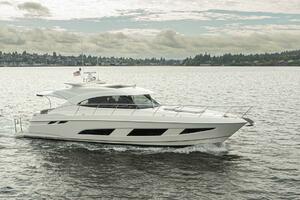 Lucky Dog 50ft Riviera Yacht For Sale
