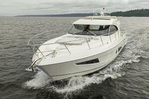 Lucky Dog 50ft Riviera Yacht For Sale