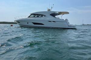 HAPPY OURS Worth Avenue Yachts