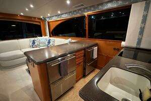 2002 Cavileer 48 Flybridge Sportfisherman thumbnail 8