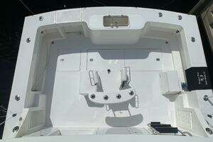 2002 Cavileer 48 Flybridge Sportfisherman thumbnail 37