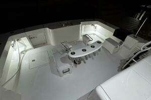 2002 Cavileer 48 Flybridge Sportfisherman thumbnail 36