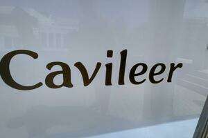 2002 Cavileer 48 Flybridge Sportfisherman thumbnail 41